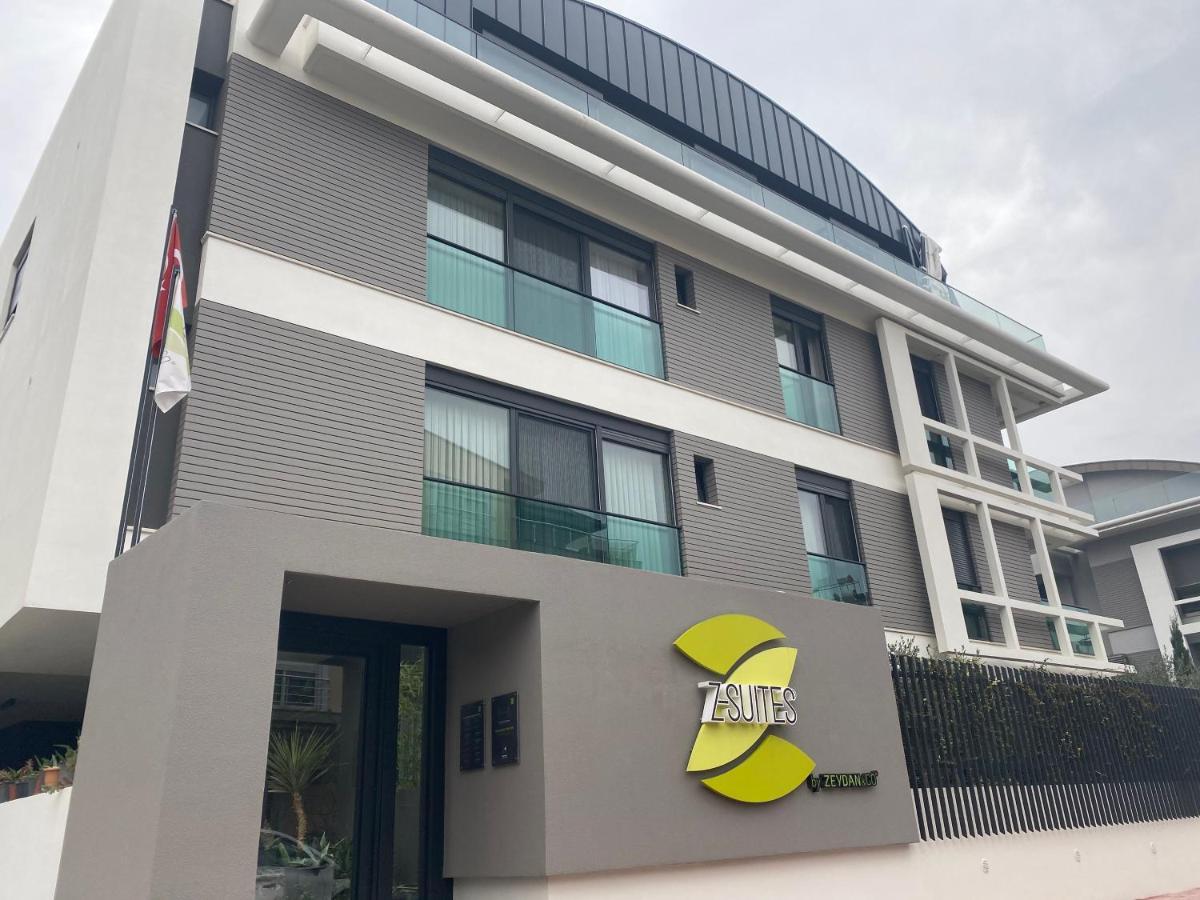 Z-suites Aparthotel