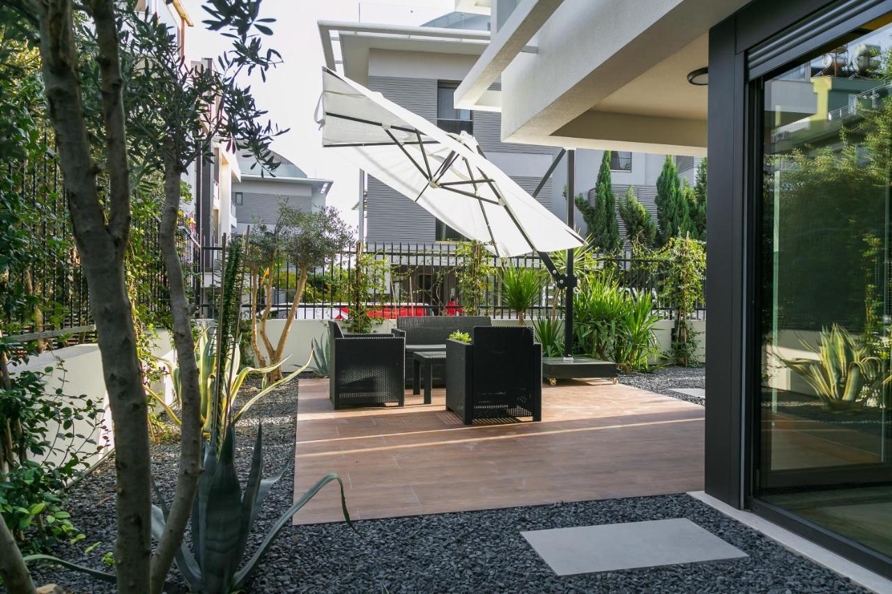 Z-suites Aparthotel *