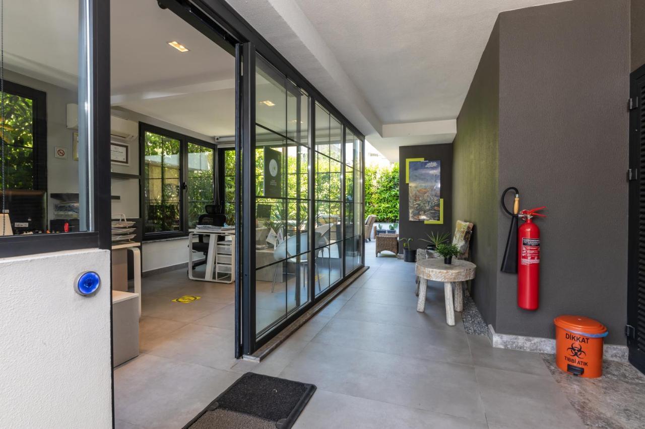 Z-suites Aparthotel